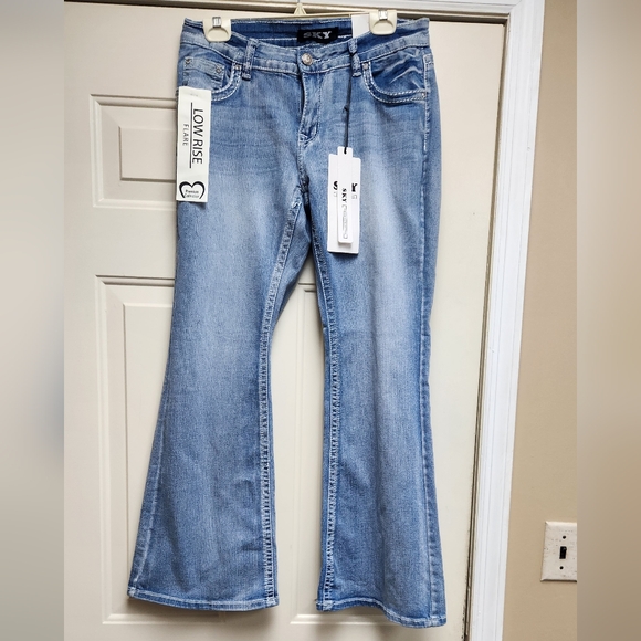 Sky Denim - Sky Premium Collection Low Rise Flare Jeans With Embellished Back Pockets 13/31